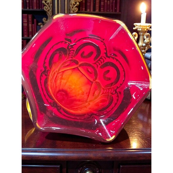 Vintage LE Smith Moon and Stars Vase Amberina Glass Red Orange 6" Mid Century - Picture 3 of 5